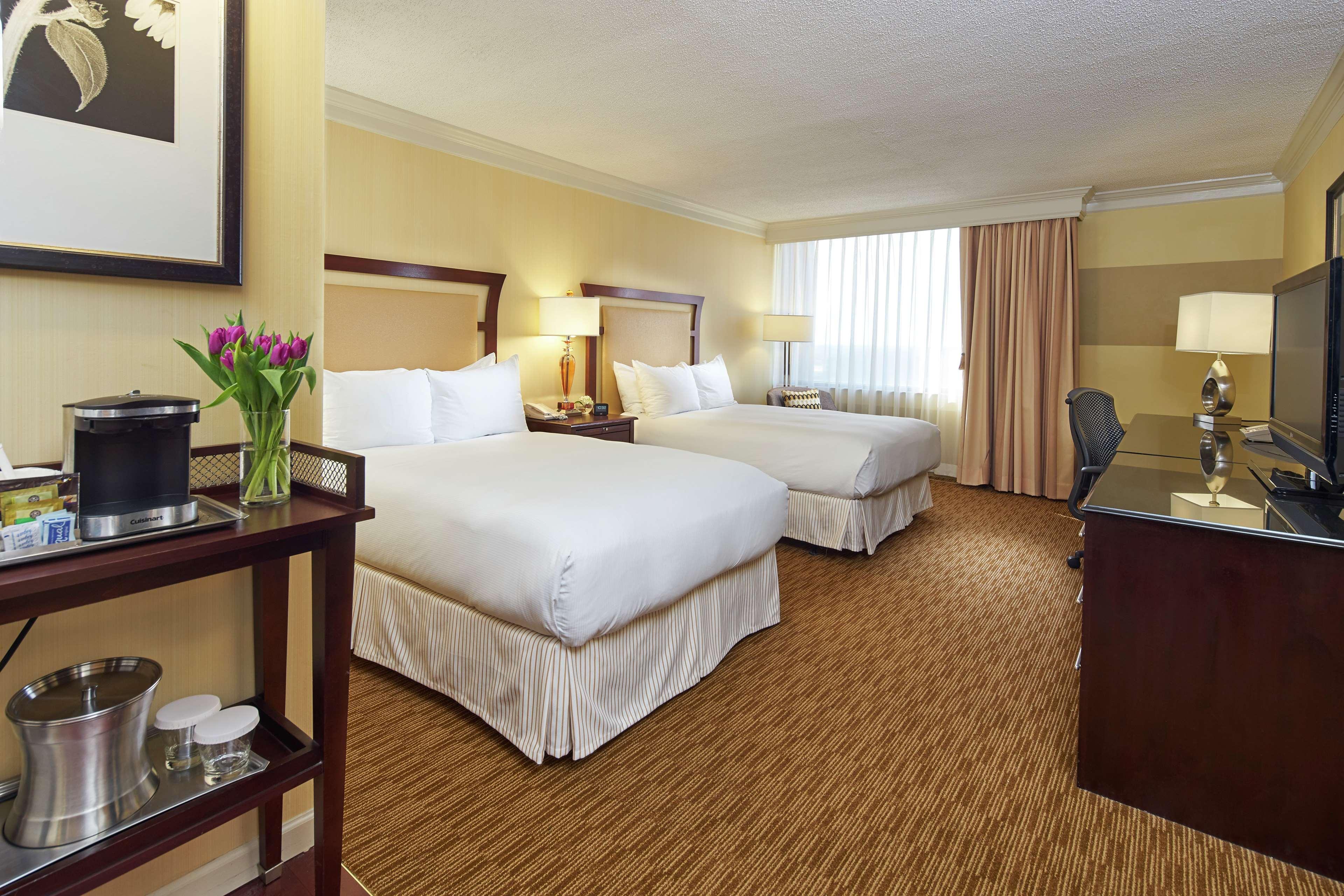 Hotel Hilton Raleigh North Hills Habitación foto