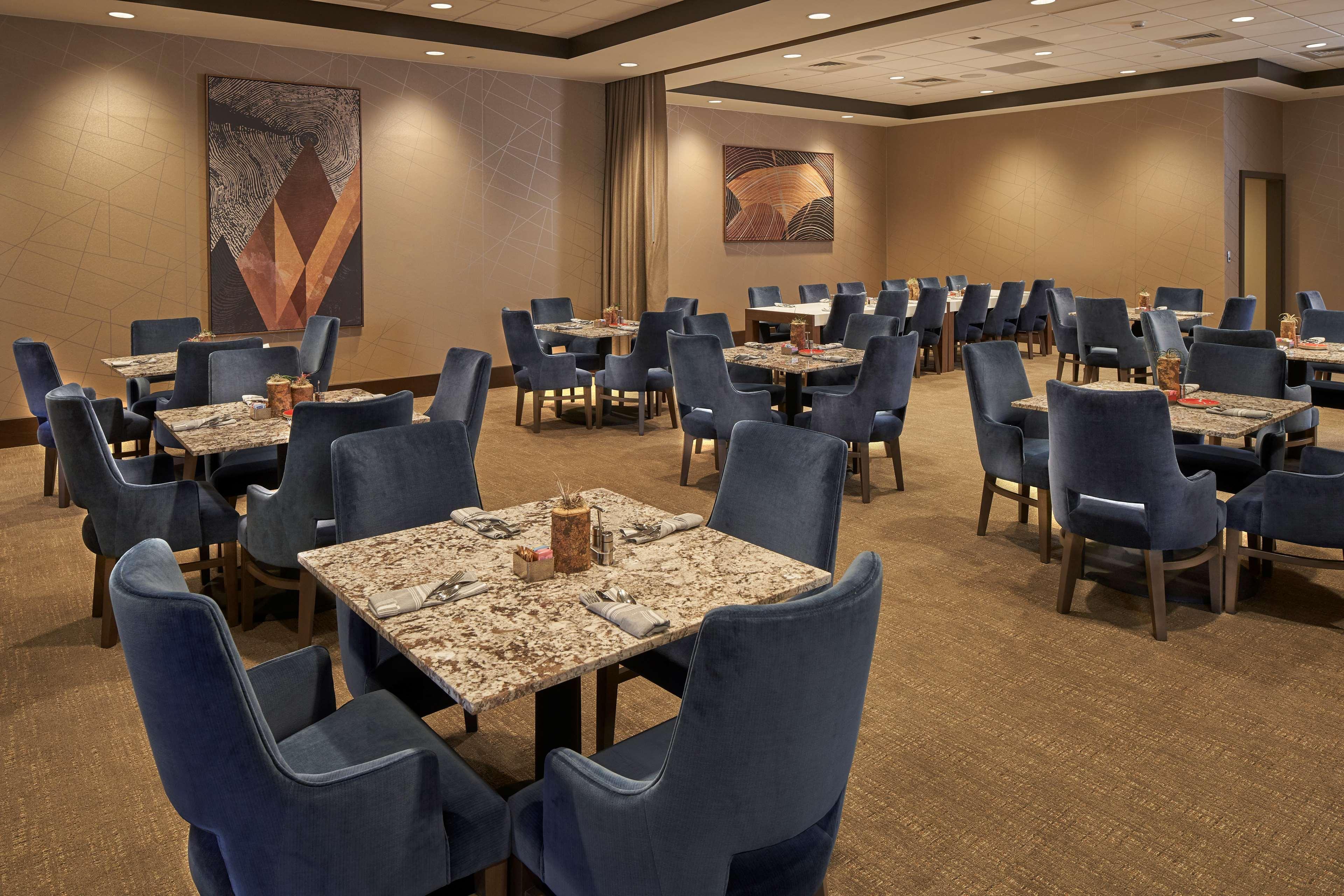Hotel Hilton Raleigh North Hills Exterior foto